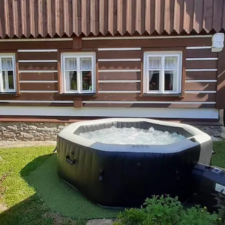 Cista V Krkonosich 8 Alpesi faház Černý Dŭl