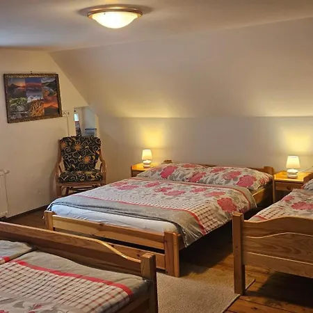 Alpesi faház Cista V Krkonosich 8 *